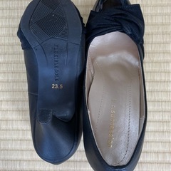【値下げ】ステージ用パンプス（23.5cm／エナメル・サテン・合皮）の画像