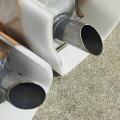 アテンザスポーツワゴンDBA-GY3W純正サイレンサー（マフラー）の画像