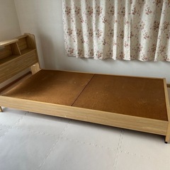 ベッド