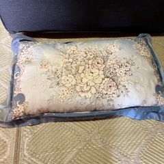 眠れる枕バンボー