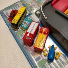 トミカおでかけ立体マップ　ミニカー　セットの画像