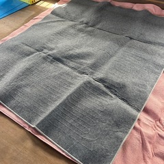グレー　カーペット