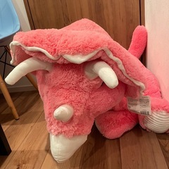 コストコ　恐竜　ぬいぐるみトリケラトプスの画像