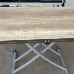 高さ調節可能　テーブル