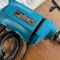 中古良品電気ドリルAC100ボルトの画像