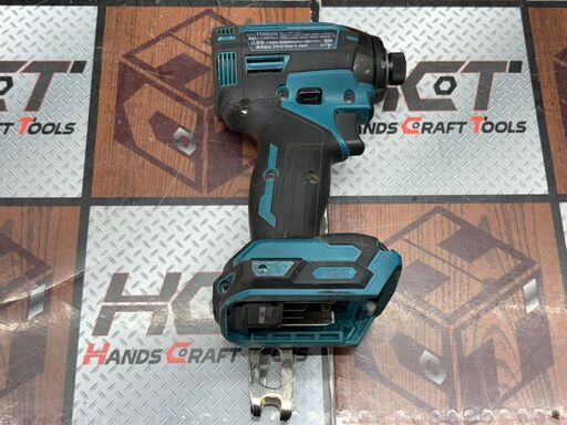 【中古】マキタ Makita TD002GRDX 充電式インパクトドライバ 40Vmax バッテリ×2・充電器付き ※バッテリ1点カバーに破れ有