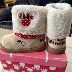 ミニー　ブーツ　15センチの画像
