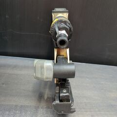【値下げ特価品】【中古】日立工機　ピン釘打機　NP35A　ケース＋本体【ハンズクラフト熊本けやき通り店】【引き取り限定】の画像