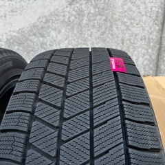 スタッドレスタイヤホイール4本セット（BRIDGESTONE ブリザック VRX3）（225/45R18）（残溝：8mm〜9mm）の画像
