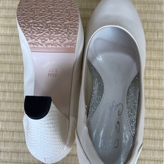 【値下げ】未使用！ステージ用パンプス（24cm４Ｅ）の画像