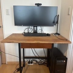 天板DIY 木目が綺麗な作業デスク