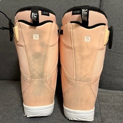 SALOMONスノーボードブーツの画像