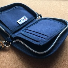 FILAの財布の画像