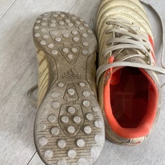 サッカースパイク21.5の画像