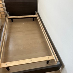 【3/6か3/8.9の午前希望】シングルベッド　すのこなし