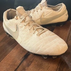 Nike サッカースパイク　ティエンポレジェンド8 取替式26.5cm