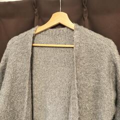 未使用ロングニットカーデの画像