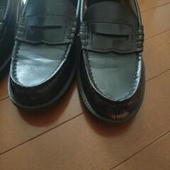 中学生革靴の画像