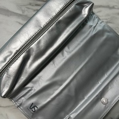 【新品未使用】ヘアアイロンポーチ②の画像