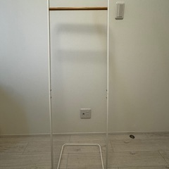 収納ケース&ハンガー掛け　2点セットの画像