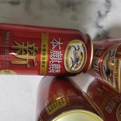缶ビールの画像