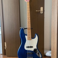 ベース