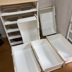 プラスチックタンス　チェストの画像