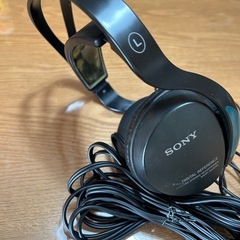 中古SONYロングコードヘッドホン