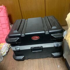 SKB 機材ケース（カギ付き）