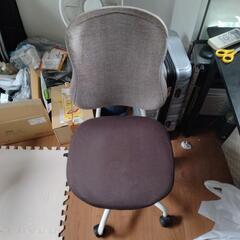 回転椅子の画像