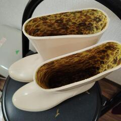 レインブーツ　22.5Eの画像