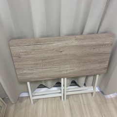 西新宿引取り限定【折りたたみテーブル】の画像