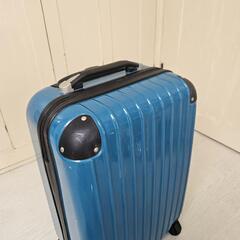 機内持ち込み 小型 エメラルドブルー キャリーケースの画像