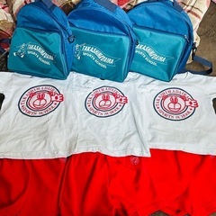 【無料　美品　バラ売り可】高島平スポーツスクール　指定Tシャツ&...