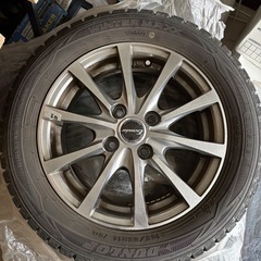 スズキハスラーのスタッドレスタイヤセットの画像