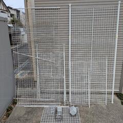 ワイヤーメッシュ 汚れ割れあり