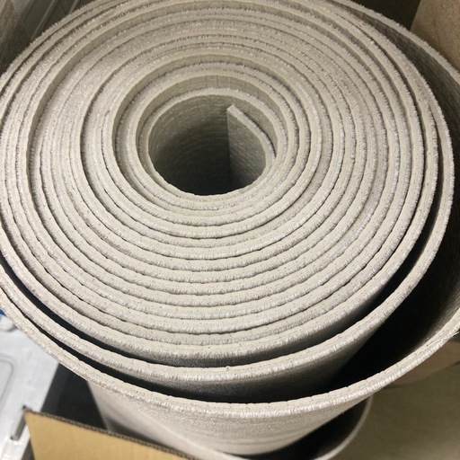 フロアマット巻