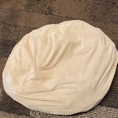 モチモチクッション　ニトリ