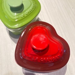 Le Creuset ハート形のプチラムカン
