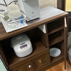 中古】三島駅の食器棚、キッチン収納を格安/激安/無料であげます 中古】三島駅の食器棚、キッチン収納を格安/激安/無料であげます