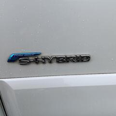 日産　Ｃ２６セレナ　Ｓ−ＨＹBRIDの画像
