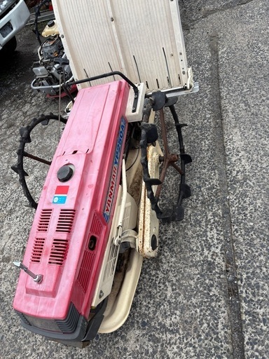 話し中
最終値下げます、ヤンマー歩行田植え機