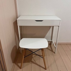 IKEA机と椅子のセット