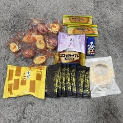 お菓子詰め合わせの画像