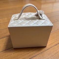 アクセサリーケースの画像