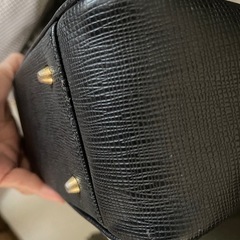 クレージュバックの画像