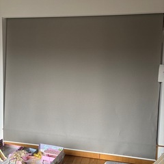 ロールスクリーン
