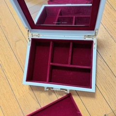 アクセサリーケースの画像