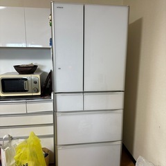 日立冷蔵庫 615L