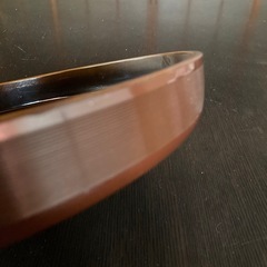 【中古品】渦巻き模様　漆器の丸盆30cm 木目　ブラウンの画像